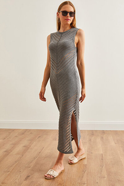 Olalook Καλοκαιρινό φόρεμα καπνιστό πλεκτό - διάτρητη λεπτομέρεια και σκίσιμο ELB-19002233