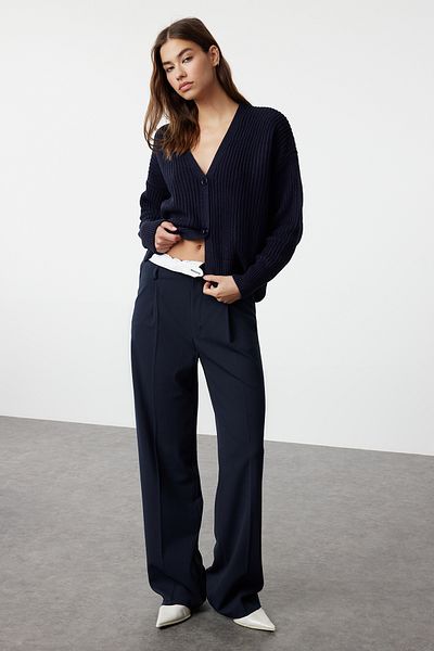 Trendyol Collection V-nyakú sötétkék kötöttáru kardigán - széles szabású TWOAW20HI0215