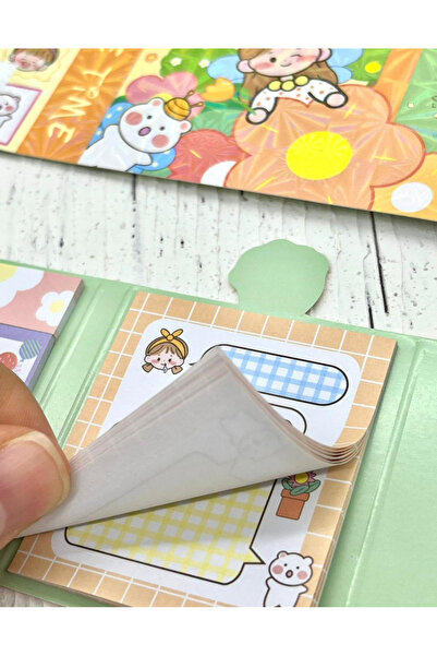 Kağıt Gemi Dükkan Girl and Teddy Bear in Cute Bee Costume Post-it / Sticky Note / Index