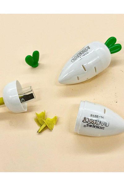 Kağıt Gemi Dükkan White Carrot Pencil Sharpener / Pencil Sharpener