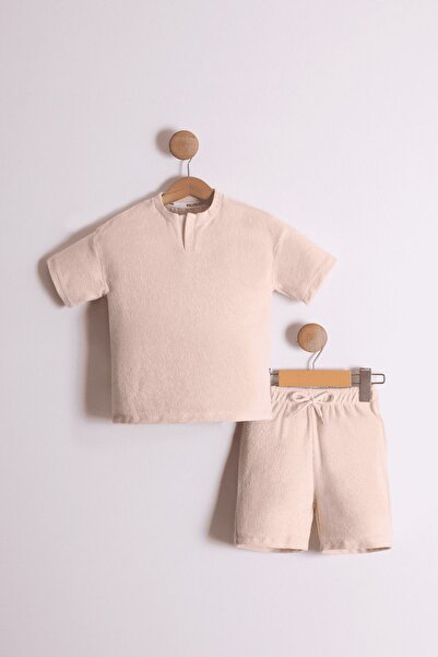 Pollito Хлопчачий комплект з футболки та шортів кольору екрю, 2 предмети - велосипедний комір, напівдовгі шорти з махрової тканини