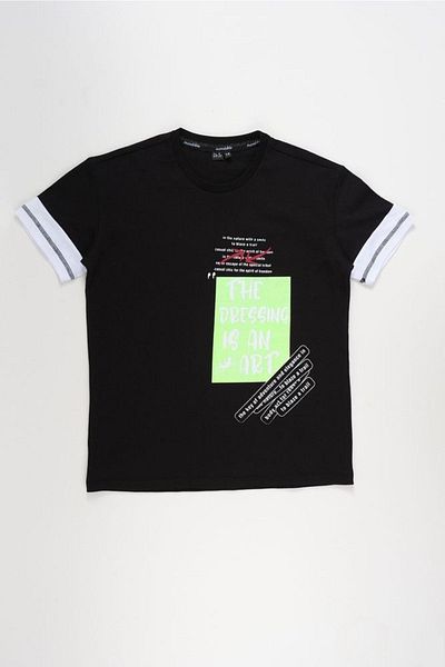 Doctor junior Tricou negru Comfort Fit pentru baieti - Imprimat si accesoriu