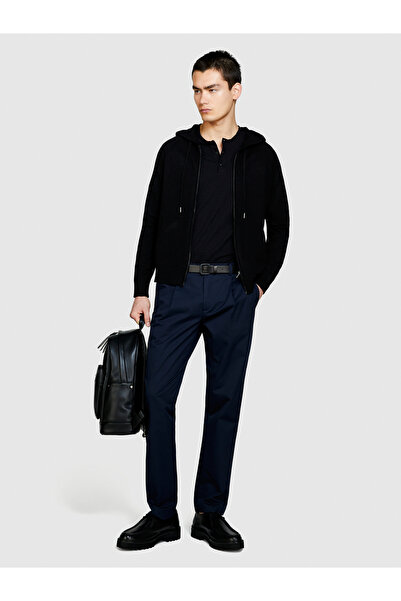 Sisley Erkek Lacivert %100 Pamuk Önü Pileli Dar Paça Pantolon