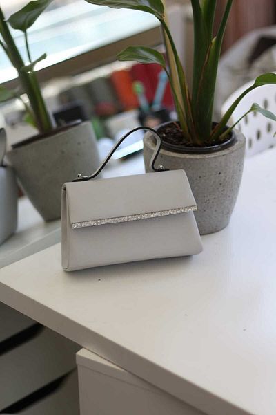 Moom Bag Geantă de umăr pentru rochie de seară pentru femei cu dungi din satin gri