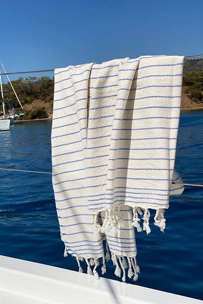 Denizli Concept Capri Peshtemal cu dungi albastre - 100% bumbac moale și foarte absorbant 90x185 cm