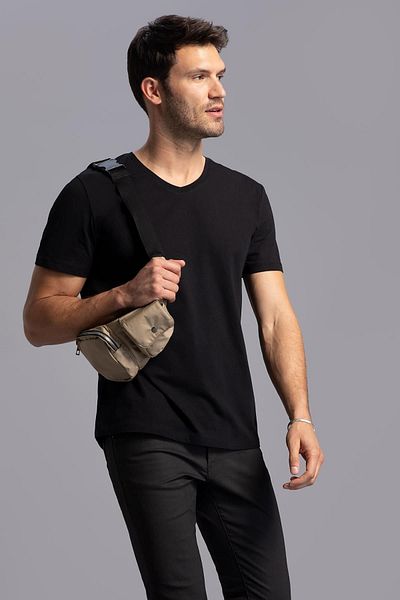 DeFacto Slim Fit V-Neck Basic T-Shirt