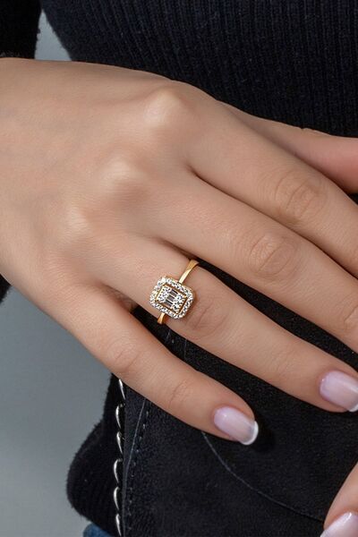 Else Silver Pırlanta Modeli Baget Taşlı Gümüş Yüzük