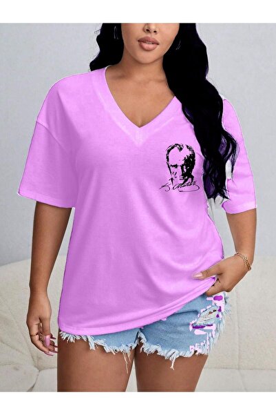 QUEENSTOWN Γυναικείο λιλά''Mustafa Kemal ATATÜRK Printed'' V-Neck Oversize T-...