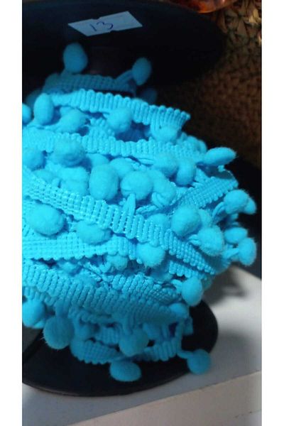 EFİL Row Comfortable Cut Pompom