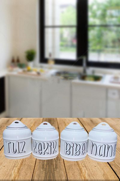 İLİVA 4-Piece Thyme-Mint-Pepper Salt and Spice Jar Set