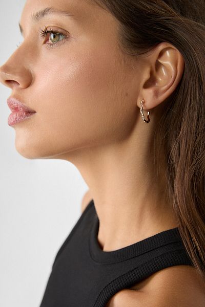 Stradivarius 9 çift mini damla küpe seti