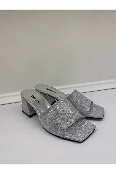 STEY Mİ topuklu terlik