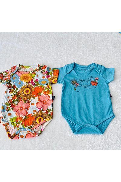 Miniworld Short Sleeve Bodysuit with Snap Fasteners for Baby Girl