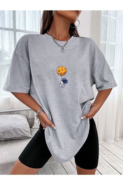 DAXİS Sportwear Company Oversize γυναικείο μπλουζάκι με στάμπα αστροναύτη