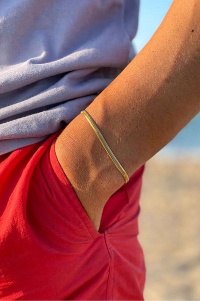 The Collection Unisex Tarnish-Free Flat Italian Chain Gold Steel Bracelet
