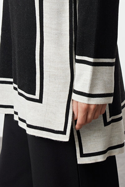 Trendyol Modest Fekete, laza szabású kötöttáru csíkos tunika-nadrág felső és alsó készlet TCTAW24US00057