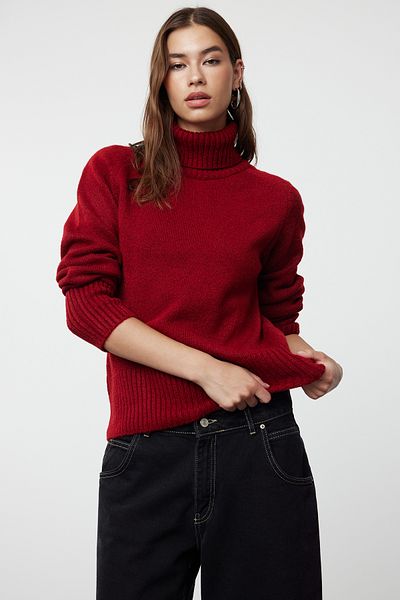 Trendyol Collection Bordeauxroter, weich strukturierter Basic-Strickpullover TWOAW21KZ1343