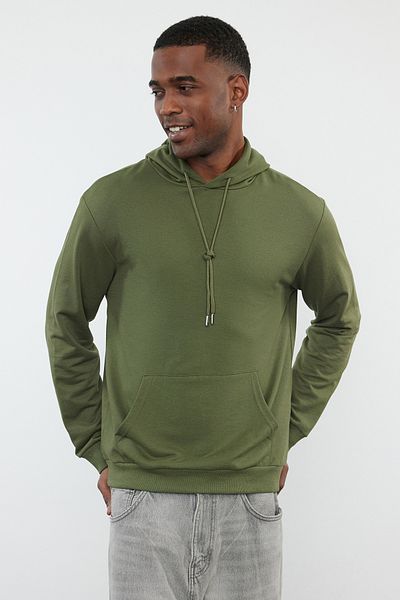 Trendyol Collection Langärmliges Khaki-Sweatshirt mit Kapuze - Regular Fit TMNAW20sw0162