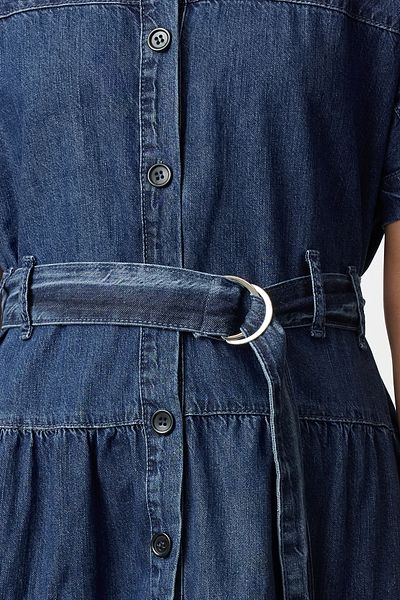 Trendyol Collection Μπλε ζώνη ραφής Λεπτομέρεια Maxi τζιν πουκάμισο φόρεμα TWOAW25EL00153