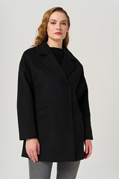 Olcay Snap Closure Low Sleeve Oversize Coat Black 3749