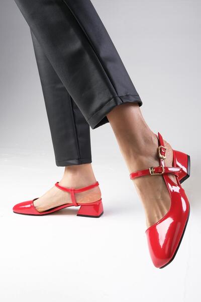 Mio Gusto Thea Red Color Patent Leather Open Back Side Buckle Blunt Toe Women's Short Heeled Shoes