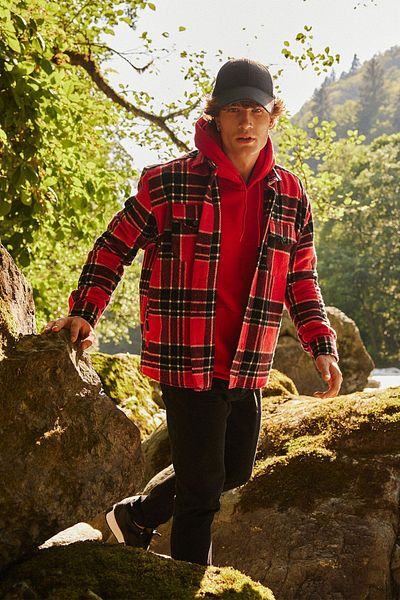 AC&Co / Altınyıldız Classics Rot-schwarze, übergroße, locker geschnittene, karierte Winterhemdjacke mit Knopfkragen für Herren