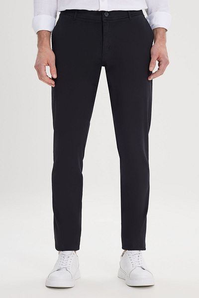 AC&Co / Altınyıldız Classics Čierne pánske nohavice Slim Fit Chino - bočné vrecko