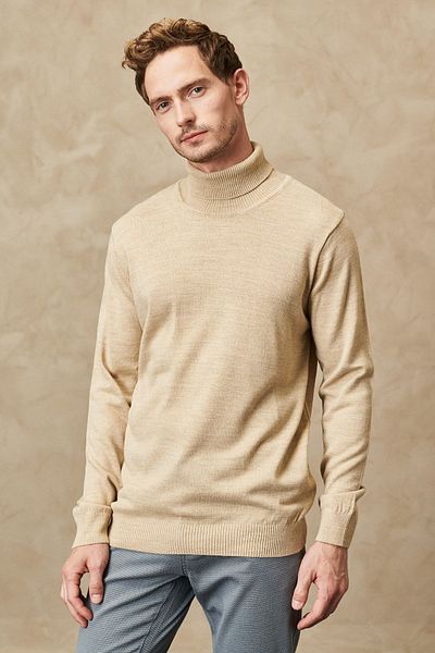 ALTINYILDIZ CLASSICS Pánský béžový úpletový svetr s plným rolákem Standard Fit proti žmolkování