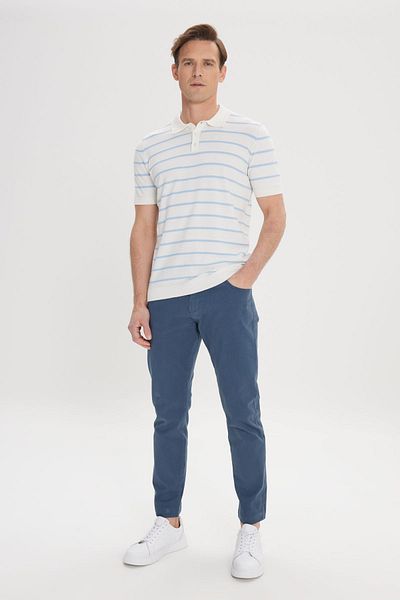 AC&Co / Altınyıldız Classics Pánské úpletové tričko Ecru-Blue Standard Regular Fit 100% bavlna s pruhovaným polo límečkem