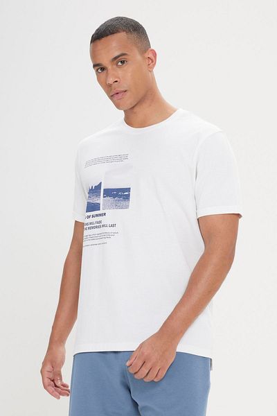 AC&Co / Altınyıldız Classics Weißes Herren-T-Shirt mit normaler Passform und normaler Passform aus 100 % Baumwolle mit Rundhalsausschnitt