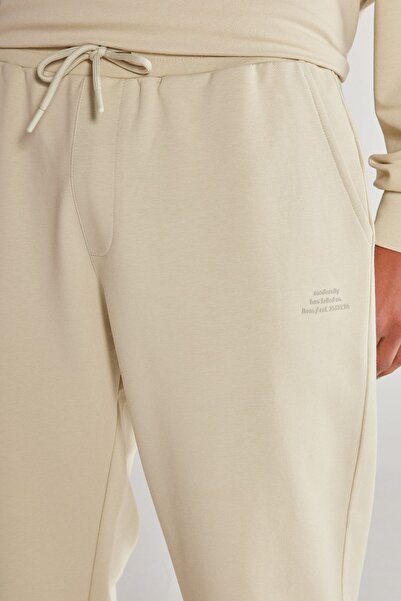 AC&Co / Altınyıldız Classics Unisex Beige Standard Fit Regular Cut Pocketed Cotton Stretchy Sweatpants