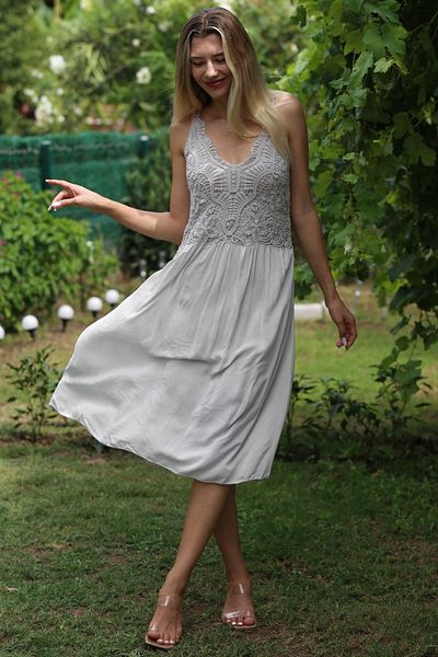 Chiccy Μπεζ δαντελένιο ιταλικό σπαστό casual φόρεμα - Κρεμαστό