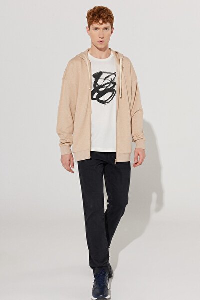 ALTINYILDIZ CLASSICS Мъжки суитшърт с цип и качулка, широка кройка и яка от 100% памук в млечнокафяв цвят.