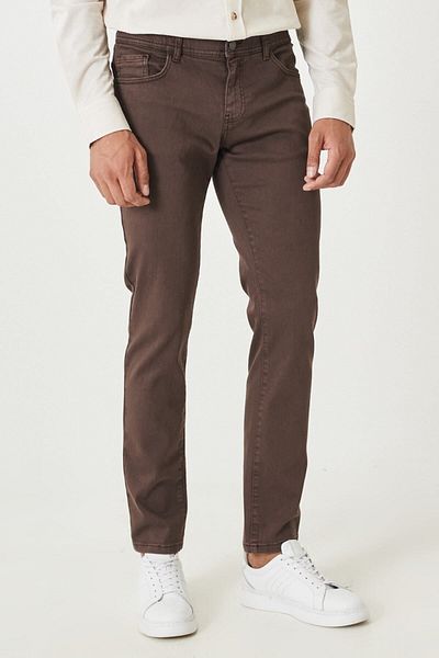 ALTINYILDIZ CLASSICS Braune Slim Fit-Hose für Herren – 360-Grad-All-Way-Stretch, bequeme Passform