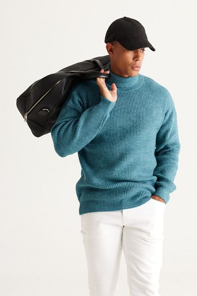 AC&Co / Altınyıldız Classics Petrolfarbener, locker geschnittener, locker geschnittener Rollkragenpullover für Herren mit gemustertem Roségold-Strickpullover mit weicher Struktur