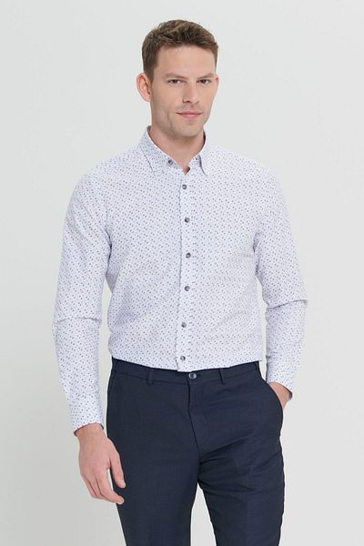 ALTINYILDIZ CLASSICS Weiß-schwarzes, bügelleichtes Slim Fit Seersucker-Hemd mit Knopfkragen und Muster für Herren