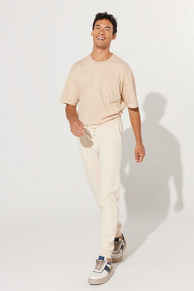 ALTINYILDIZ CLASSICS Bequeme Herren-Jogginghose in Beige mit Standard-Passform und regulärem Schnitt aus 100 % Baumwolle mit Taschen
