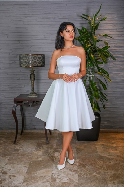 Butik BEYAZ KLOŞ ELBİSE