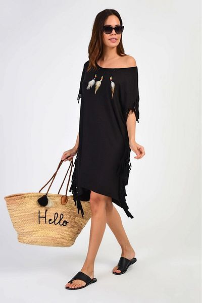 AQE FASHION Model cu pene negre - Rochie cu ciucuri cu guler lat