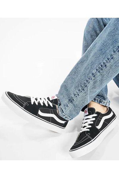 Vans Ua Sk8 Low Black Sneakers - Casual Sneakers