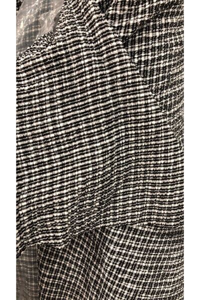 turkanlarhome ΠΛΕΚΤΟ ΣΤΡΟΓΓΥΛΟ ΥΦΑΣΜΑ ΛΥΚΡΑ ΖΕΥΓΟΣ ΜΑΥΡΟ-ΛΕΥΚΟ (CROP-BLUS-PANT-FRAME -σακάκι-σετ δύο τεμαχίων)