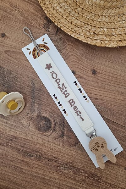 BABYHANDLOVE Öpme Beni Kumaş Ahşap Klipsli Ekru Bebek Emzik Askısı