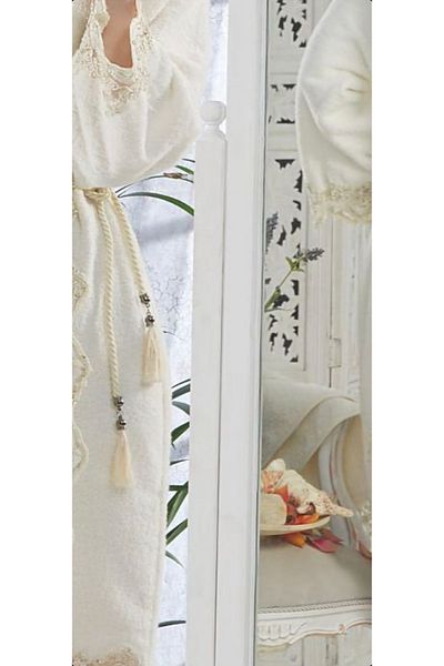 BALADI HOME Σετ γυναικείο μπουρνούζι με πετσέτα μπαμπού γαλλική δαντέλα πολυτελείας