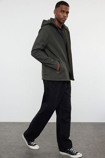 Trendyol Collection Khakifarbener, normaler, abnehmbarer Softshell-Mantel mit Kapuze, wind- und wasserabweisend, TMNAW22MO0118