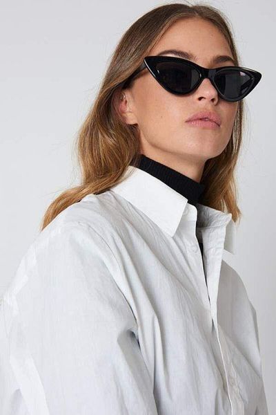 Mathilda Aksesuar Black Cat Eye Women's Sunglasses - Framed Design