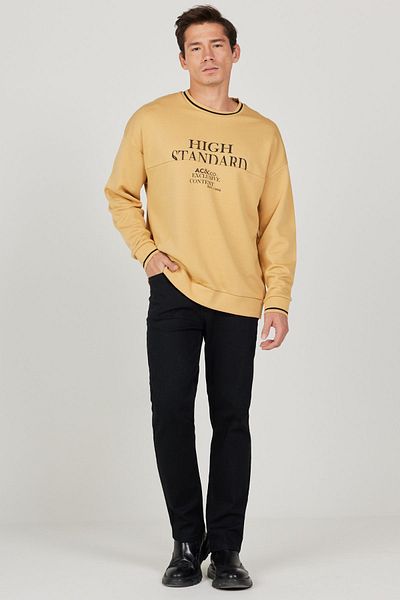 AC&Co / Altınyıldız Classics Senffarbenes, locker geschnittenes, locker geschnittenes 3-Faden-Baumwoll-Sweatshirt mit Rundhalsausschnitt und Fleece-Innenseite für Herren
