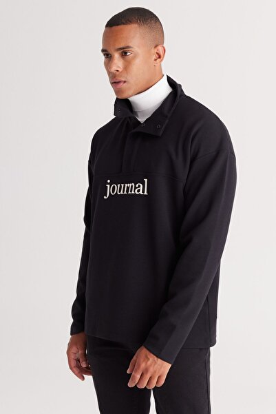 AC&Co / Altınyıldız Classics Men's Black Loose Fit Stand-Up Baton Collar 3 Thread Printed Sweatshirt