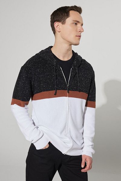 ALTINYILDIZ CLASSICS Herren-Strickjacke in Anthrazit-Ecru mit normaler Passform und Kapuze aus 100 % Baumwollstrick