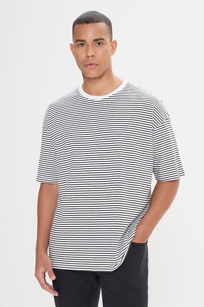 AC&Co / Altınyıldız Classics Ανδρικό μπλουζάκι ασπρόμαυρο oversize φαρδύ 100% βαμβακερό ριγέ λαιμόκοψη