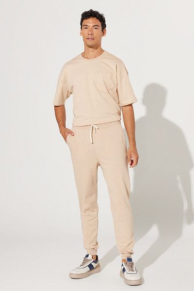 ALTINYILDIZ CLASSICS Bequeme Herren-Jogginghose in Milchbraun mit Standard-Passform, normalem Schnitt, 100 % Baumwolle und Taschen
